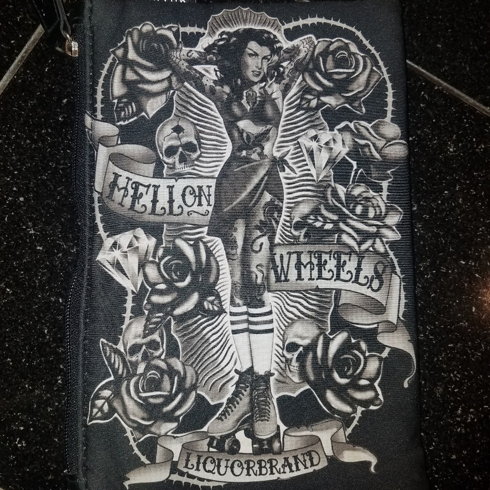Pinup clutch handbag 🌹